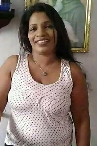 Sri Lankan Aunty