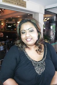 chesty malaysian indian milf Suria Mahesh. love her jugs